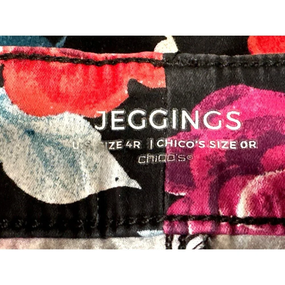 Chicos Floral Skinny Jeggings Pants Ankle Black Red Vibrant Roses Stretch Size 4 - Picture 7 of 13